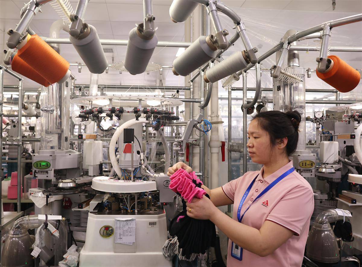 大悟老区纺织产品出口32个国家_生产_江军勇_李杨